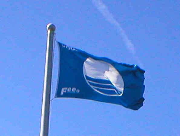 Blue Flag flying at Dunraven Bay, Southerndown, in 2005 which was awarded for clean water and easily accessible beach